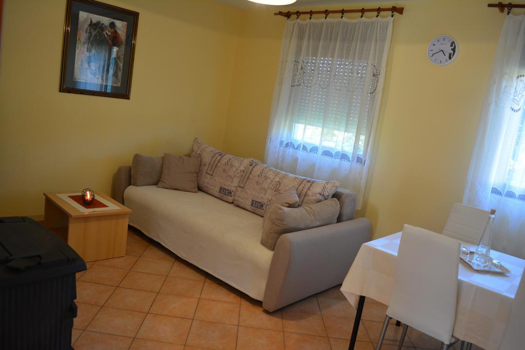 Holiday Home Lana Saborsko Zewnętrze zdjęcie